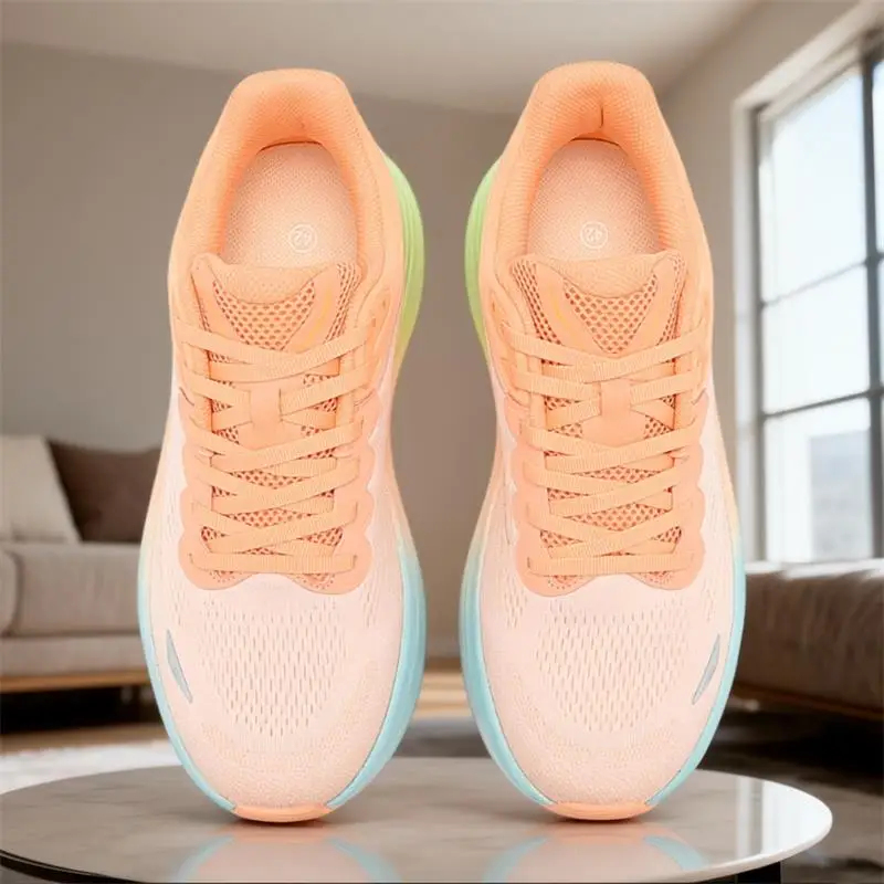 Daily Essential Comfort Runnin - Men Shoes Essentials 评论和价格