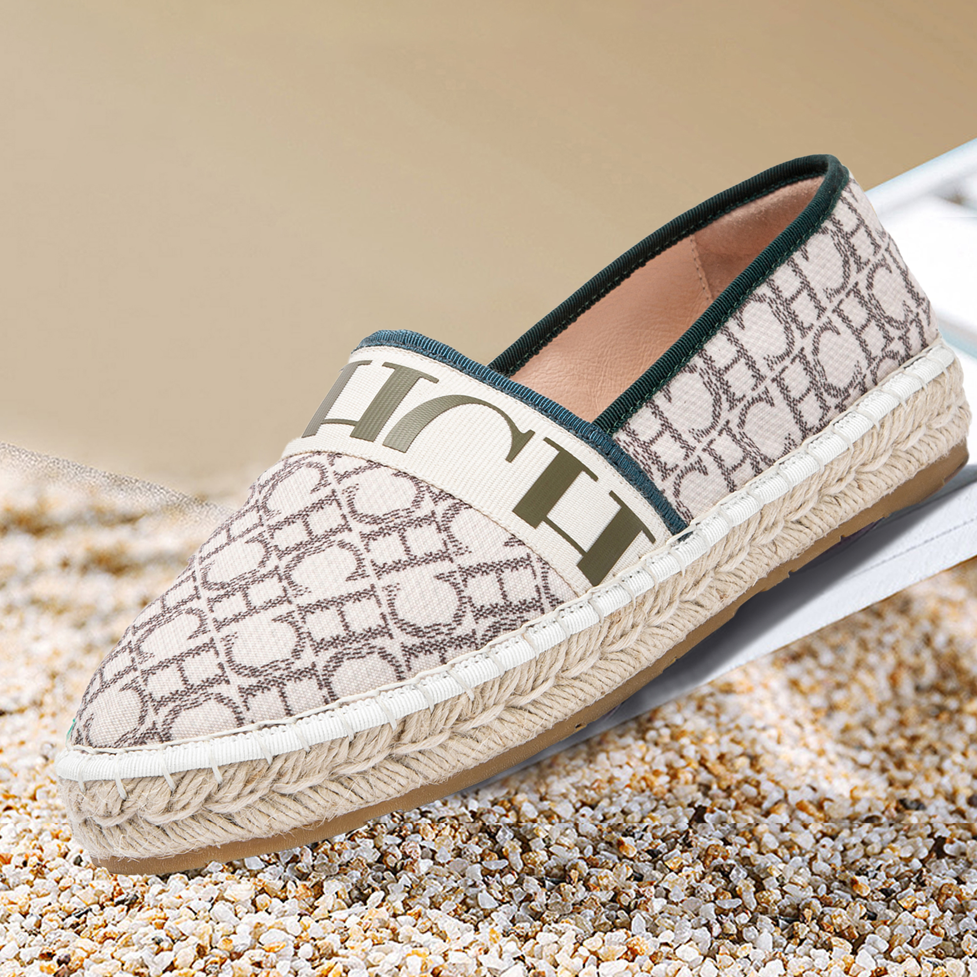 Lightweight and Comfortable Fi - Men Shoes Gucci 评论和价格